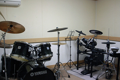 drum_room01.jpg