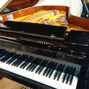 【赤磐本店】試弾会用にShigeru Kawaiのグランドピアノが2台並びました♪【SK-3】