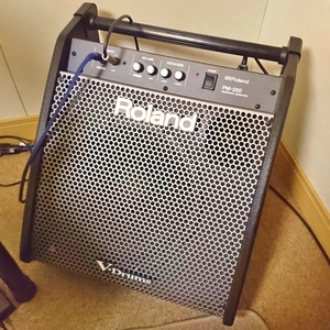 Roland PM-200 新商品のドラム用モニター