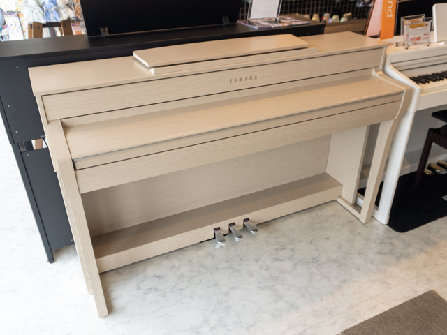 Yamaha CLP-745WA Clavinova ホワイトアッシュ Yamaha CLP-745 Digital Piano - Yamaha Pianos of Princeton