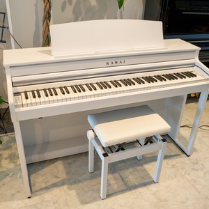 【販売済】カワイ　SCA401W